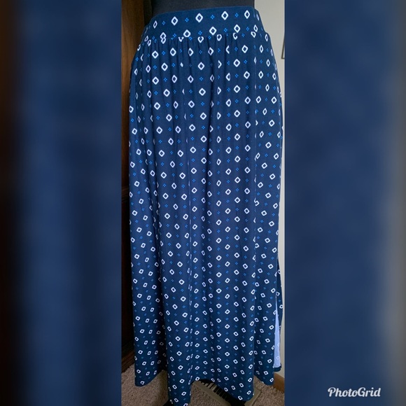 terra and sky maxi skirt